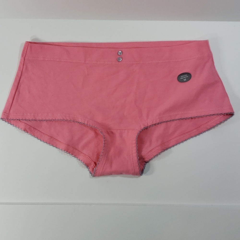 Gap Body Ultra Low Rise Shorty Size Medium